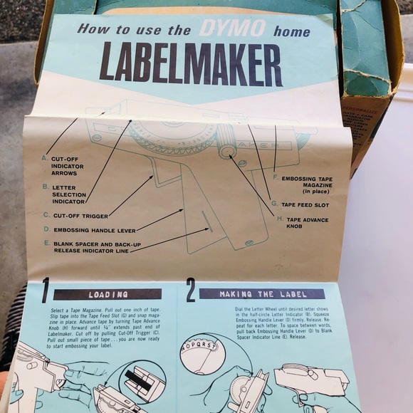 1964 DYMO LABEL MAKER IN ORIGINAL BOX INCLUDES 4 ROLLS OF LABEL TAPE - Picture 8 of 16